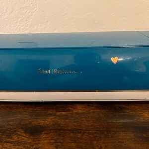 Cricut Explore Air 2 in Teal